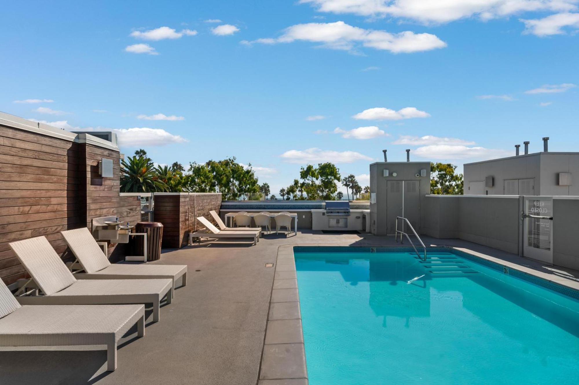 Carnelian Calm-Pool Bbq Rooftop Walk To The Beach Los Angeles Exterior photo